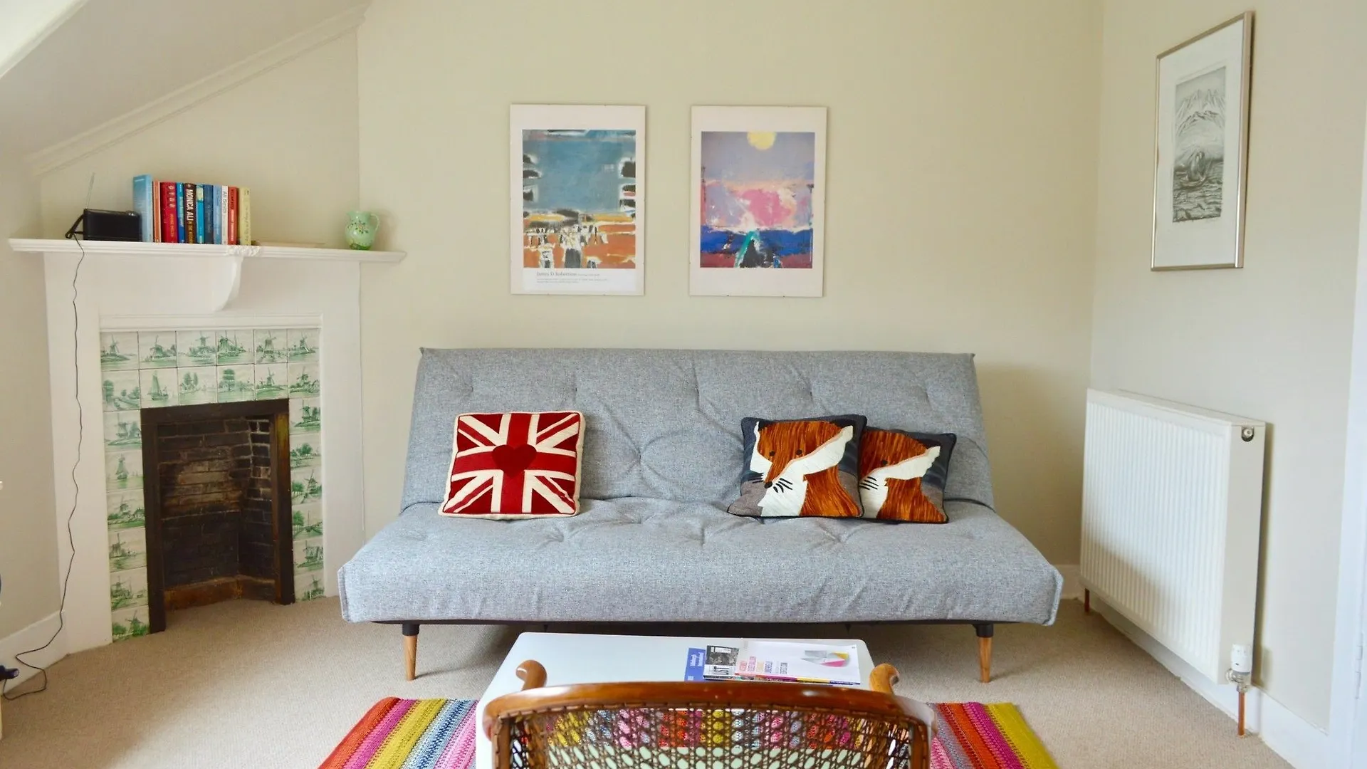 2 Bedroom Flat In Edinburgh Apartment