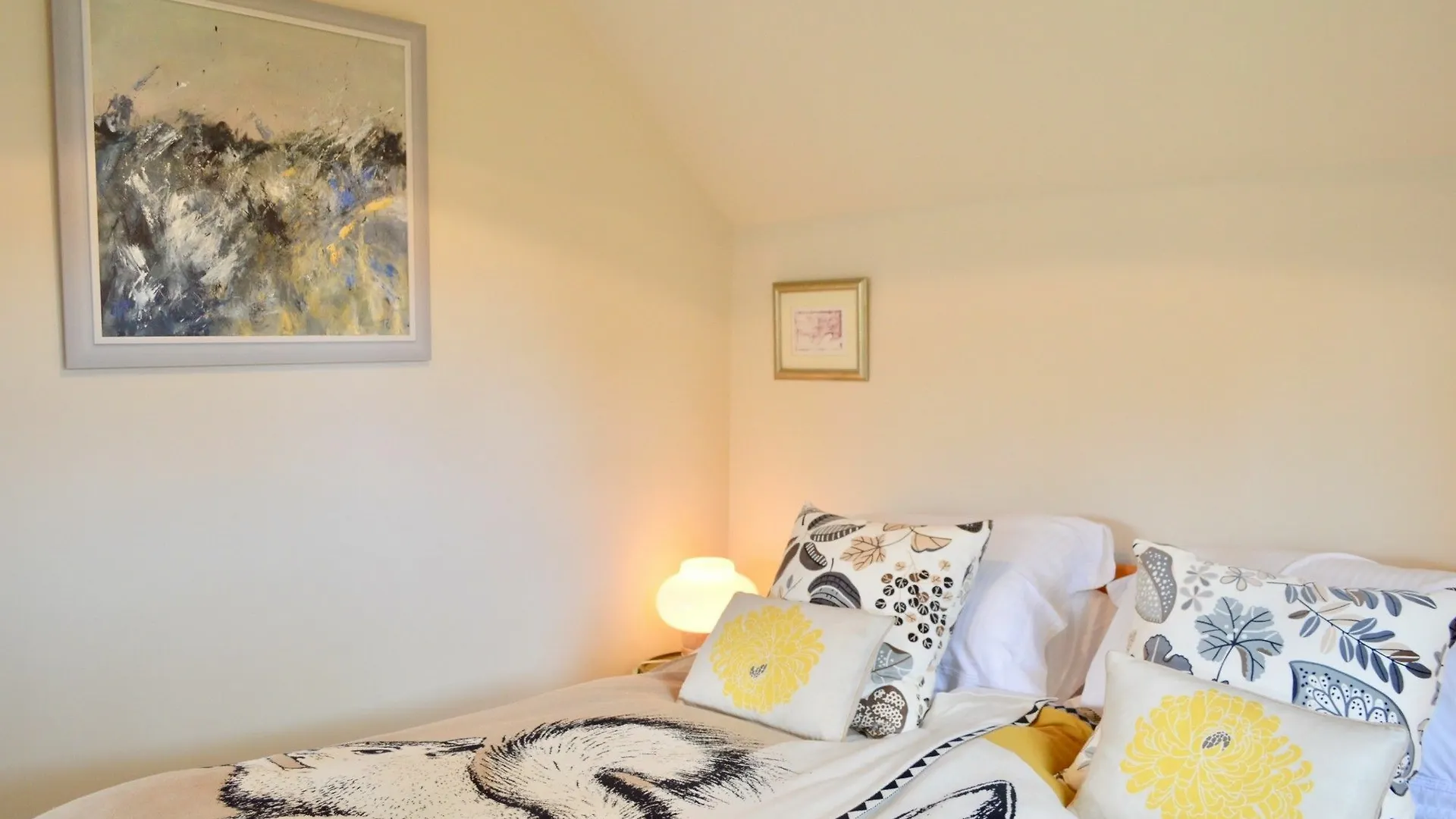 Apartment 2 Bedroom Flat In Edinburgh United Kingdom